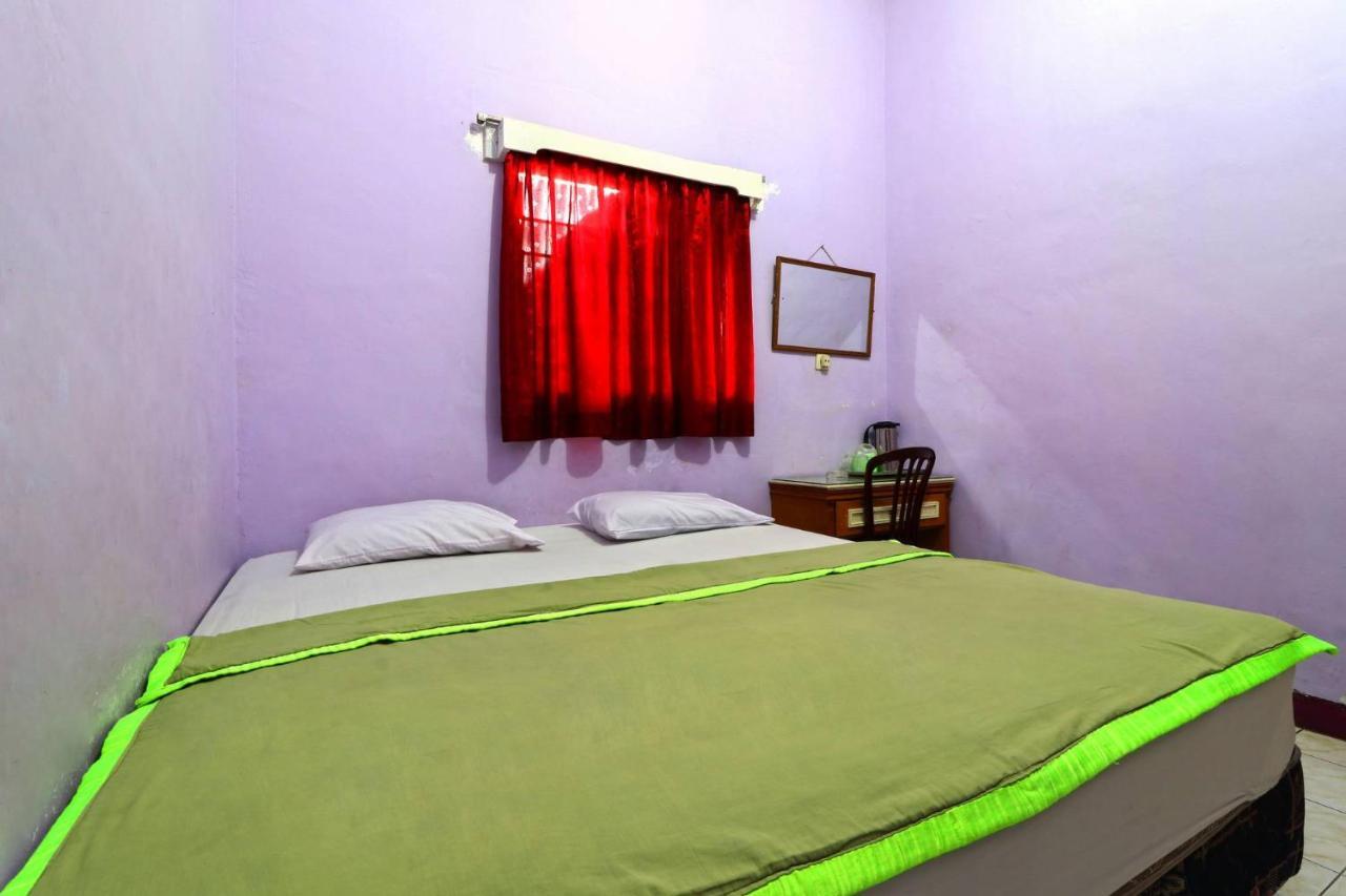 Hotel Melati Медан Экстерьер фото